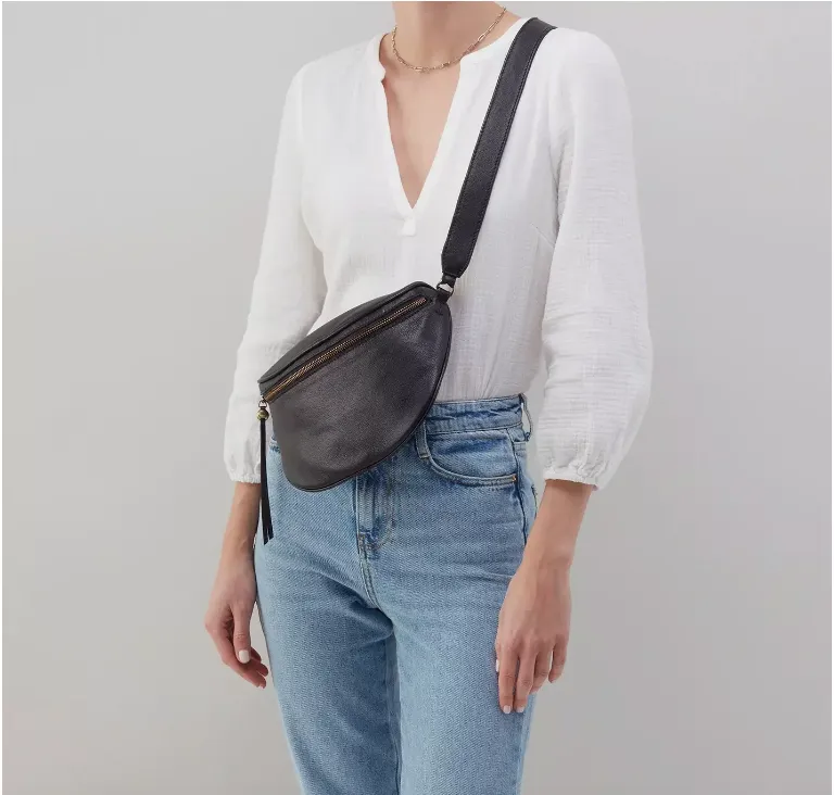 Hobo Juno Belt Bag in Black